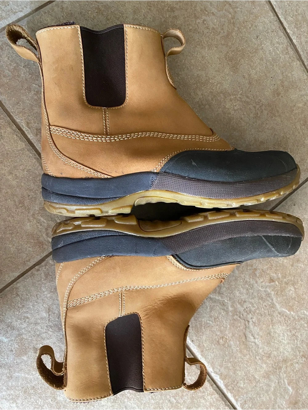 L.L.Bean Men's Storm Chaser Chelsea Boots 10.5 M Waterproof Gorpcore Duck Winter